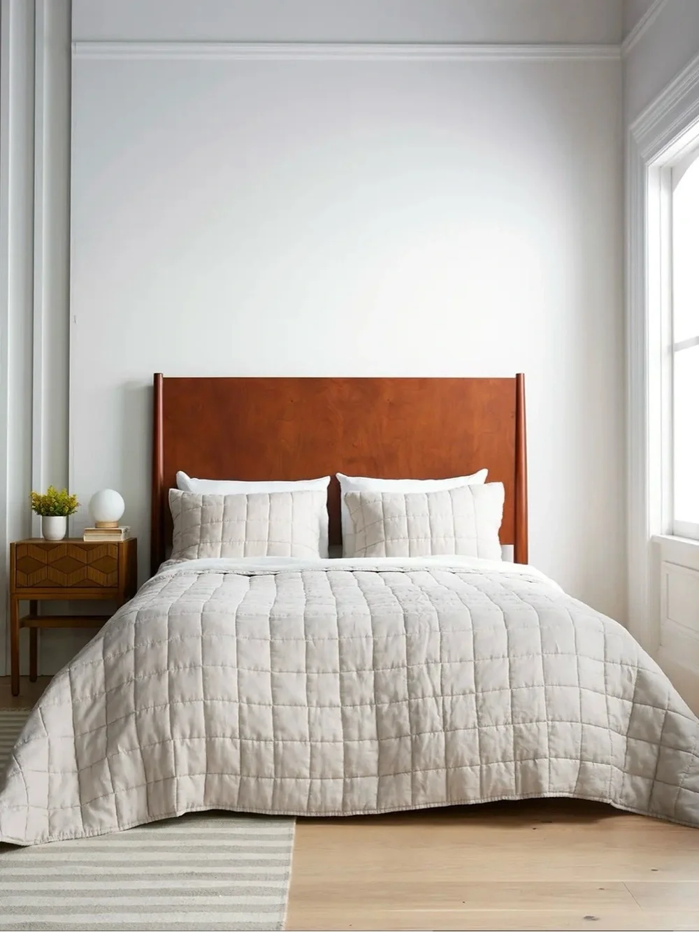 Quince European Linen Box Quilt King/Cali King Color: Sand